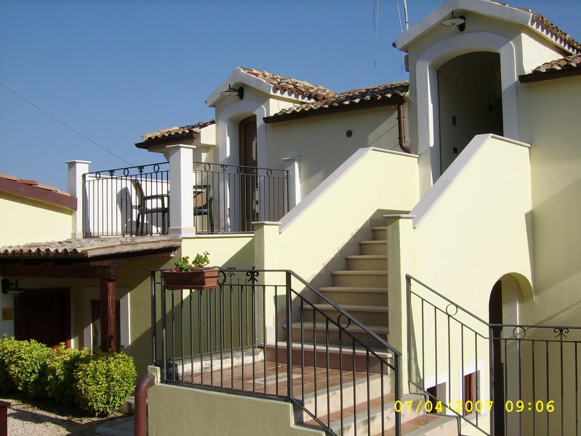 Albergo Villa Vittoria Rodi Garganico Exterior foto